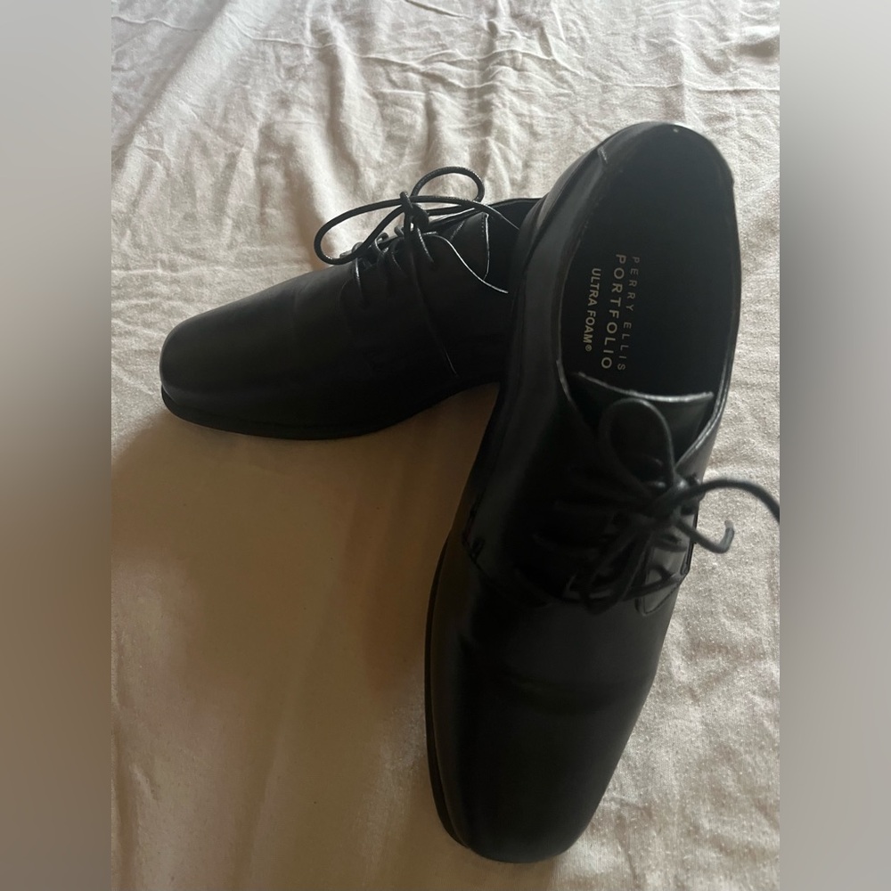 Perry Ellis Boys Black Lace-Up Dress Oxfords